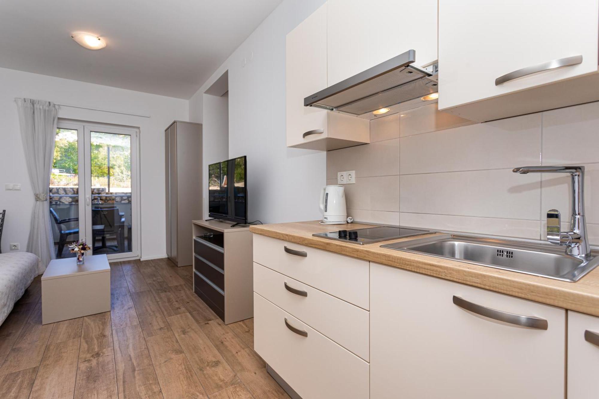 Apartments Crnekovic Tomislava 8A バスカ エクステリア 写真